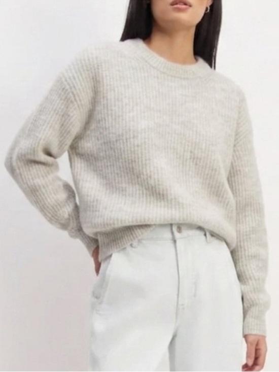 Everlane Sweaters - Everlane Alpaca Cocoon Crew Neck Soft Gray Merino Ribbed Sweater